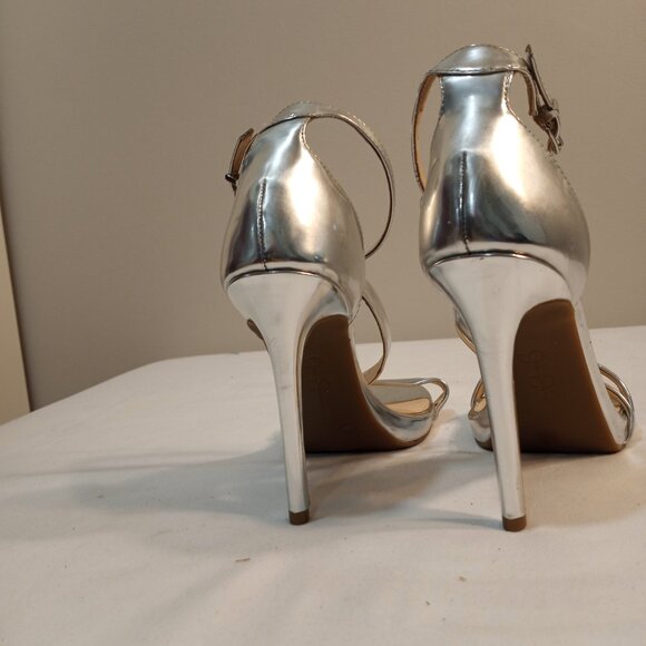 JESSICA SIMPSON SILVER STRAPPY HEELS WOMEN SIZE 10 - Picture 4 of 7